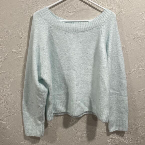 Victoria’s Secret Slouchy Embellished Fuzzy Pullover Size L - Picture 1 of 6